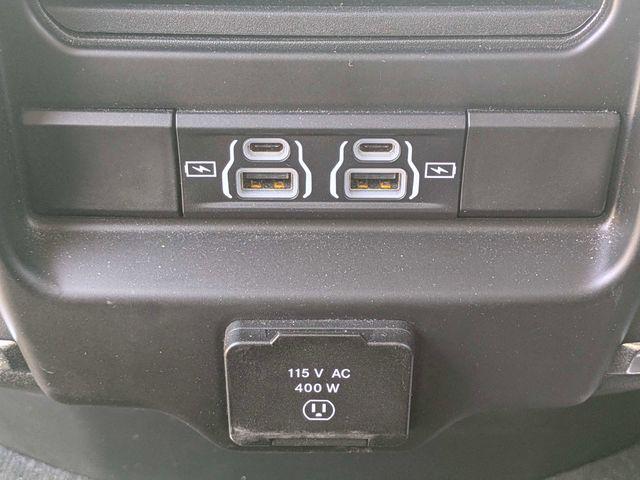 2022 Ram 1500 Laramie Crew Cab 4x4 5'7" Box