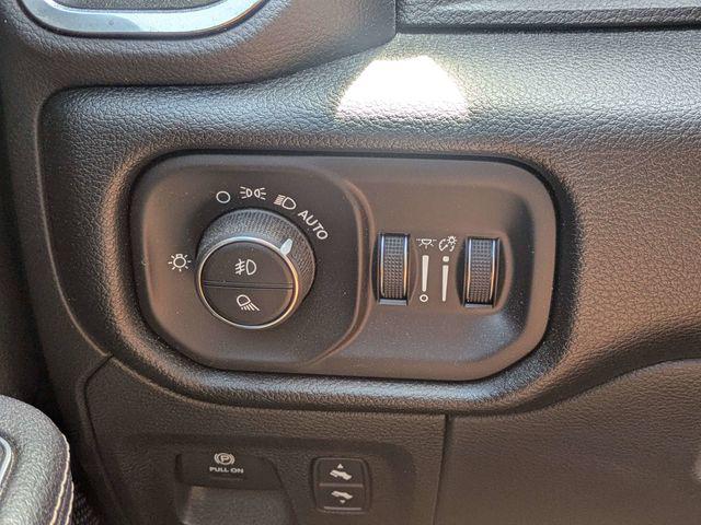 2022 Ram 1500 Laramie Crew Cab 4x4 5'7" Box