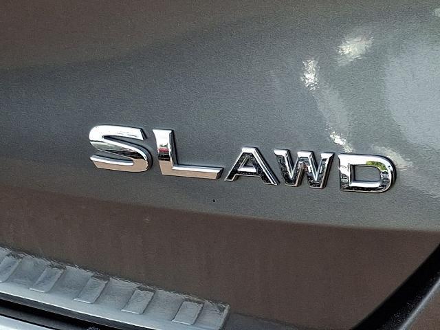 2015 Nissan Rogue SL