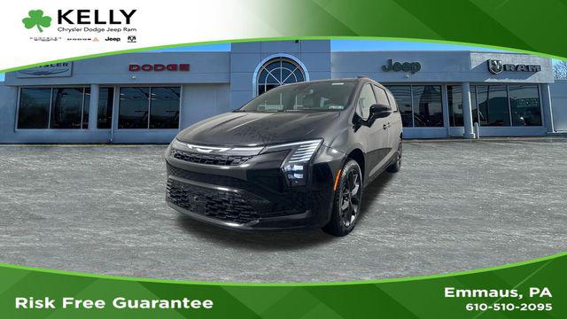 2027 Chrysler Pacifica Limited for sale in Emmaus, PA