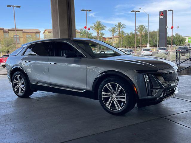 2024 Cadillac iQ Tech w/1SA