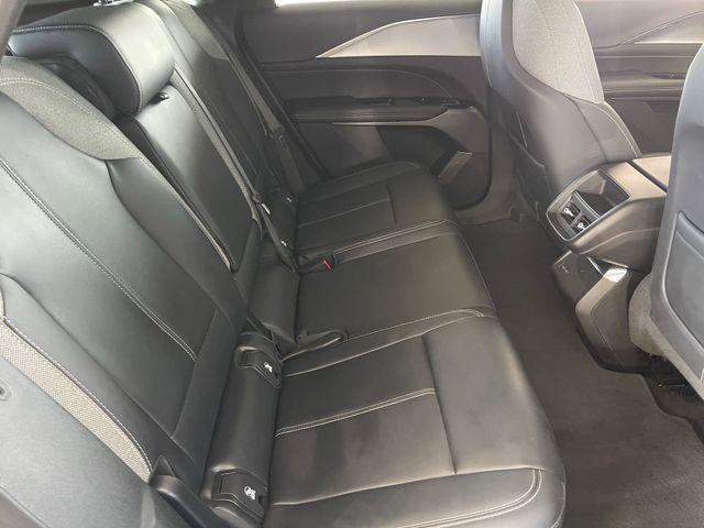 2024 Cadillac iQ Tech w/1SA