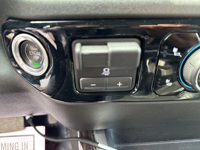 2023 Chevrolet Silverado 1500 4WD Crew Cab Short Bed RST