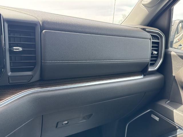 2023 Chevrolet Silverado 1500 4WD Crew Cab Short Bed RST