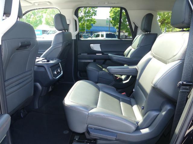 2025 Ford Expedition Active MAX