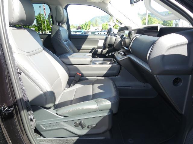 2025 Ford Expedition Active MAX
