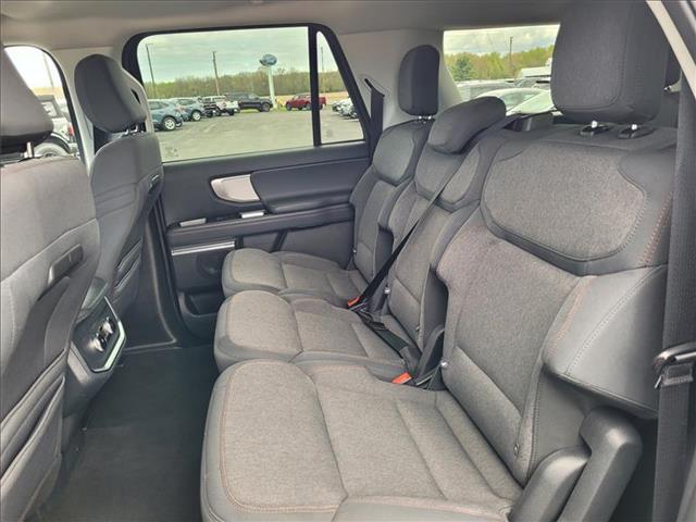 2025 Ford Expedition Active MAX