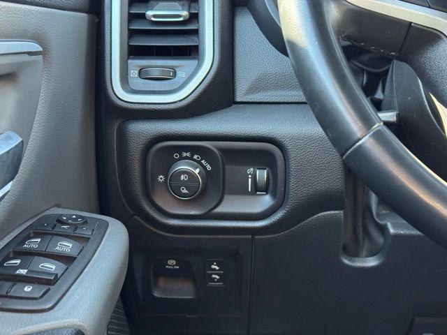 2022 Ram 1500 Big Horn Quad Cab 4x4 6'4" Box