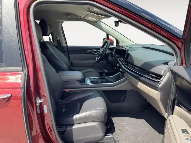 2025 Kia Carnival MPV LXS