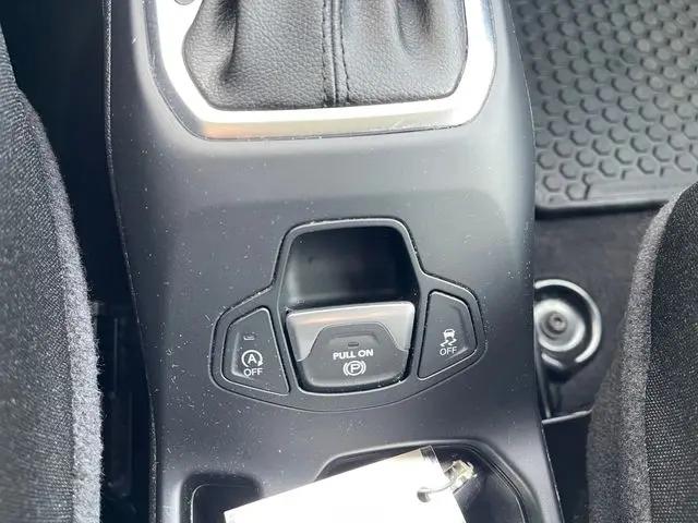 2023 Jeep Renegade Latitude 4x4