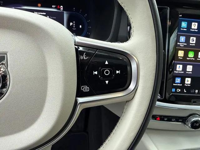 2025 Volvo V60 Cross Country Plus, B5 AWD Gas (mild hybrid)
