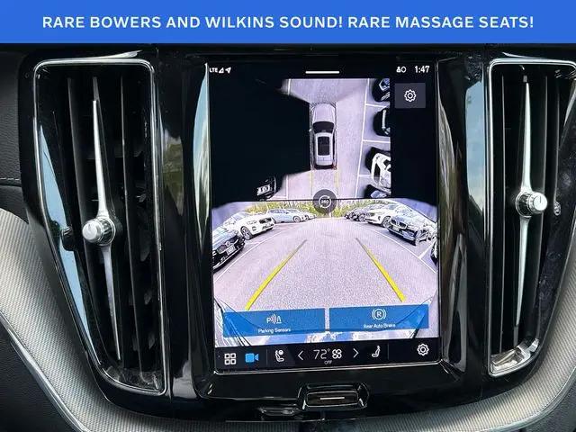 2024 Volvo XC60 Recharge T8 Ultimate Black Edition