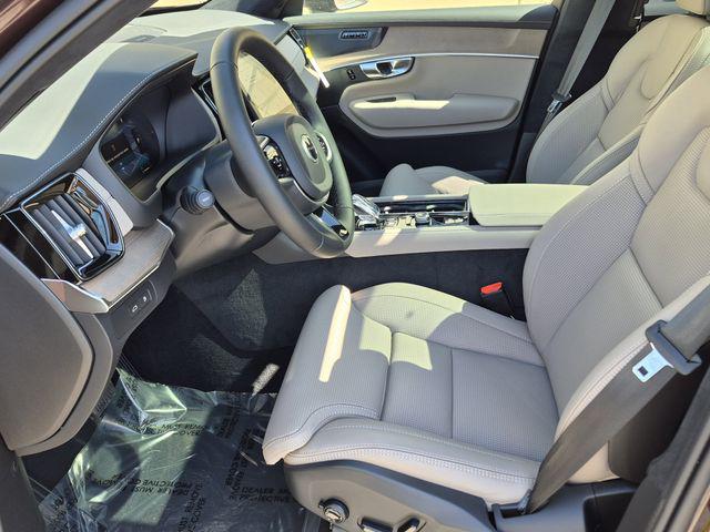 2026 Volvo XC90 Plug-In Hybrid Ultra Dark Theme, T8 AWD, Electric/Gasoline, 6 Seats