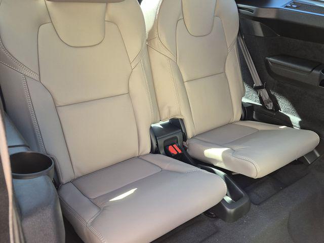 2026 Volvo XC90 Plug-In Hybrid Ultra Dark Theme, T8 AWD, Electric/Gasoline, 6 Seats
