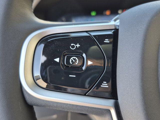 2026 Volvo XC90 Plug-In Hybrid Ultra Dark Theme, T8 AWD, Electric/Gasoline, 6 Seats