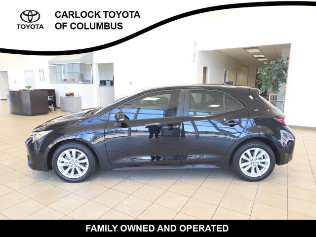 2025 Toyota Corolla SE CVT's photo
