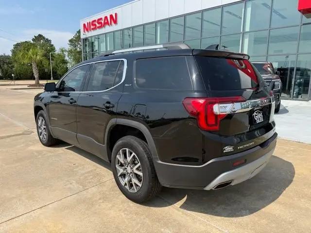 2023 GMC Acadia AWD SLT