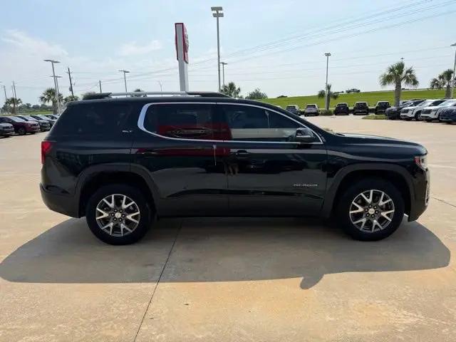2023 GMC Acadia AWD SLT