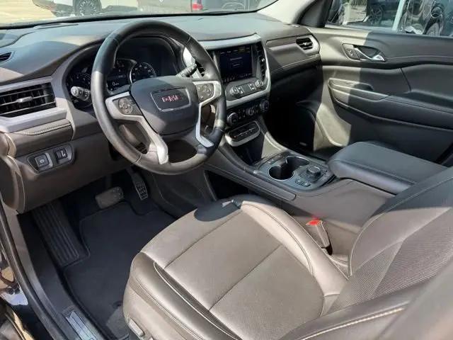 2023 GMC Acadia AWD SLT