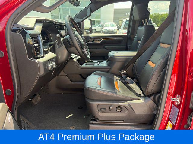 2024 GMC Sierra 2500HD 4WD Crew Cab Standard Bed AT4
