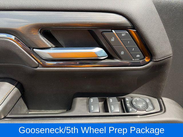2024 GMC Sierra 2500HD 4WD Crew Cab Standard Bed AT4