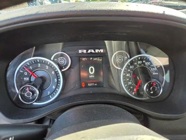 2023 Ram 1500 Big Horn Crew Cab 4x4 5'7" Box