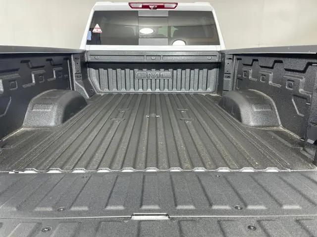 2026 GMC Sierra 3500HD Crew Cab, Long Bed, AT4, 4WD