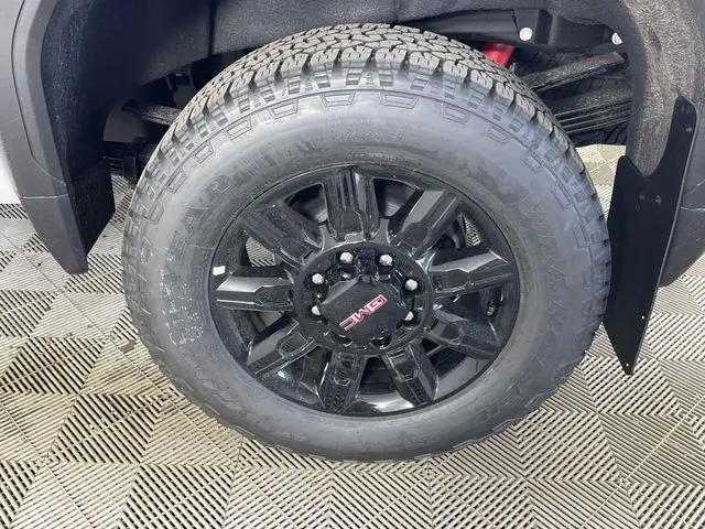 2026 GMC Sierra 3500HD Crew Cab, Long Bed, AT4, 4WD