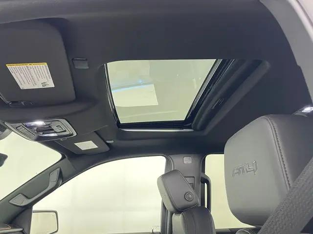 2026 GMC Sierra 1500 Crew Cab, Standard Bed, AT4, 4WD