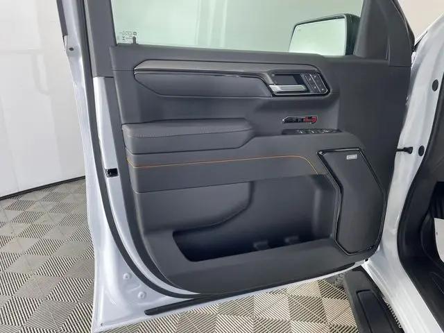 2026 GMC Sierra 1500 Crew Cab, Standard Bed, AT4, 4WD