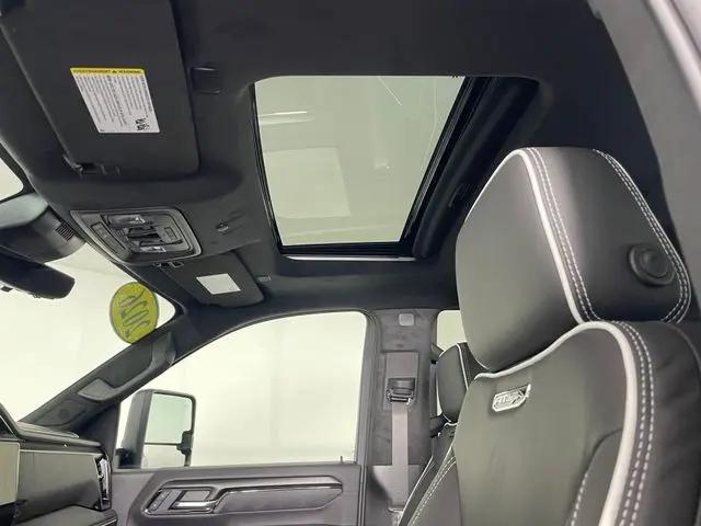 2026 GMC Sierra 2500HD Crew Cab, Standard Bed, AT4X, 4WD