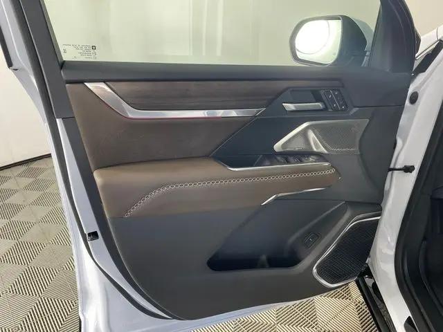 2026 GMC Acadia Denali Ultimate AWD