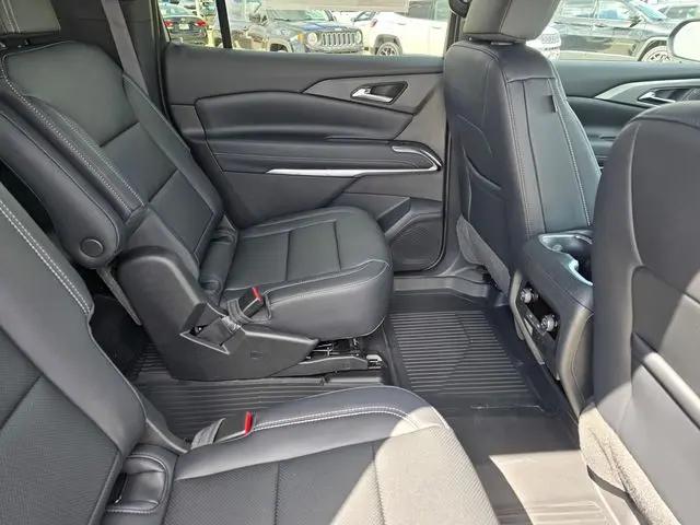 2026 Chevrolet Traverse AWD LT