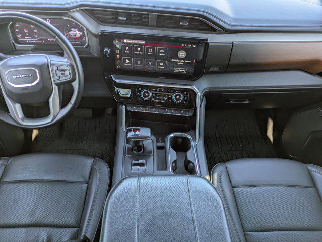 2024 GMC Sierra 1500 4WD Crew Cab Short Box Denali