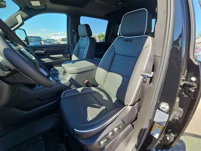 2026 GMC Sierra 2500HD Crew Cab, Standard Bed, AT4X, 4WD