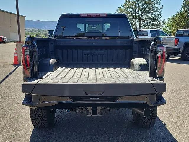 2026 GMC Sierra 2500HD Crew Cab, Standard Bed, AT4X, 4WD