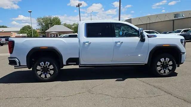 2026 GMC Sierra 2500HD Crew Cab, Standard Bed, Denali, 4WD