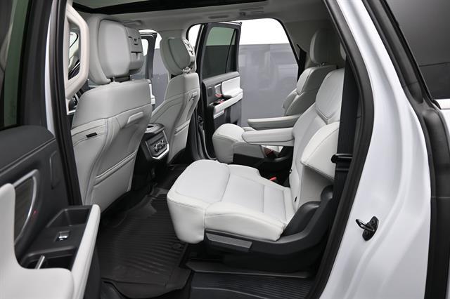 2026 Ford Expedition Max Platinum MAX