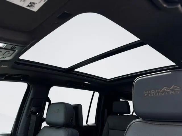 2024 Chevrolet Suburban 4WD High Country