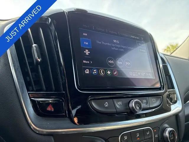 2022 Chevrolet Traverse AWD LT Cloth