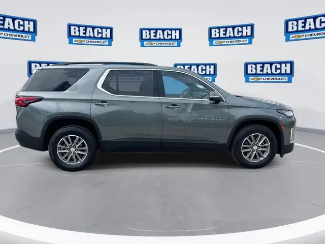 2022 Chevrolet Traverse AWD LT Cloth