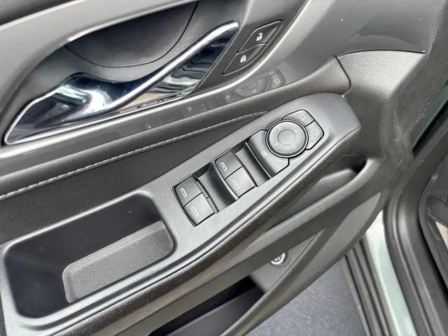 2022 Chevrolet Traverse AWD LT Cloth