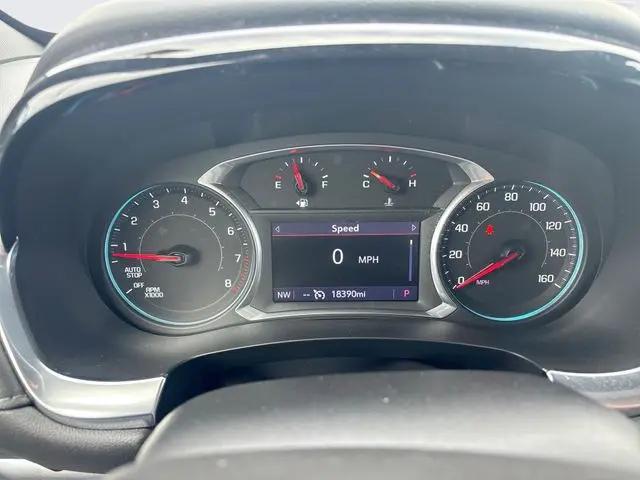 2022 Chevrolet Traverse AWD LT Cloth