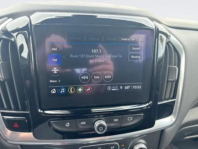 2022 Chevrolet Traverse AWD LT Cloth