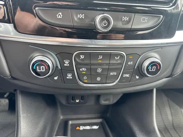 2022 Chevrolet Traverse AWD LT Cloth