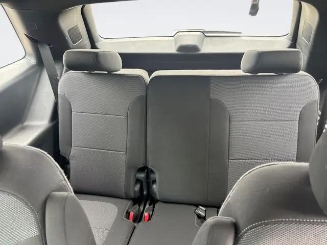 2022 Chevrolet Traverse AWD LT Cloth