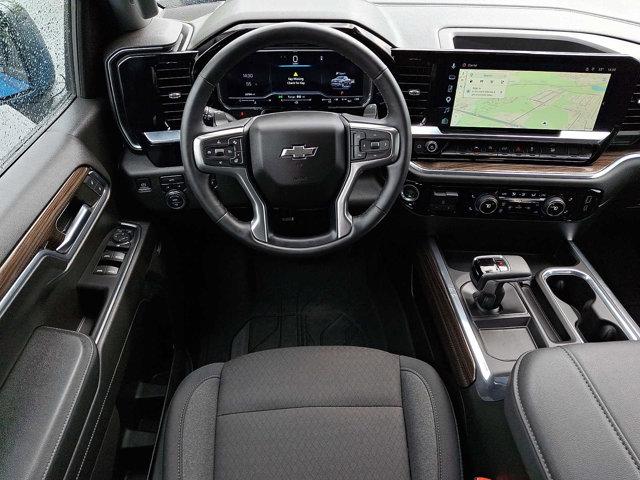 2023 Chevrolet Silverado 1500 4WD Crew Cab Short Bed RST