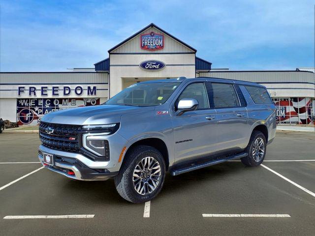2025 Chevrolet Suburban 4WD Z71