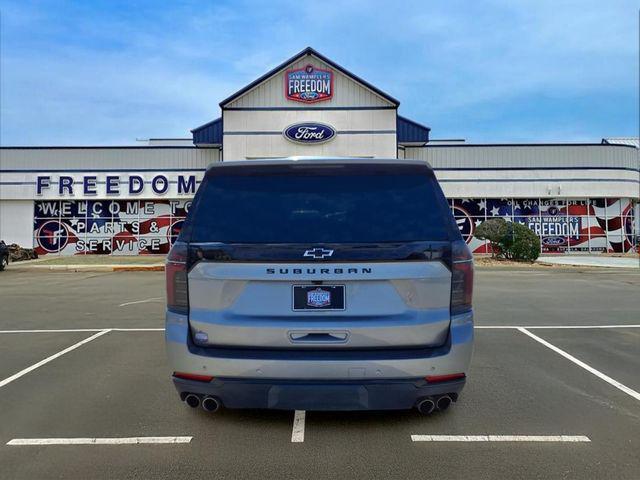 2025 Chevrolet Suburban 4WD Z71