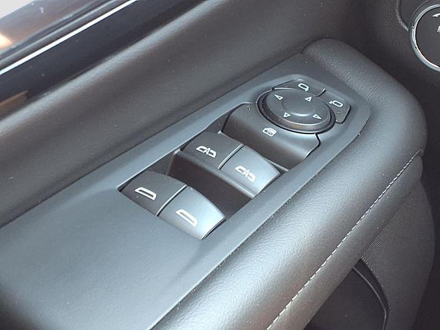 2025 Chevrolet Suburban 4WD Z71